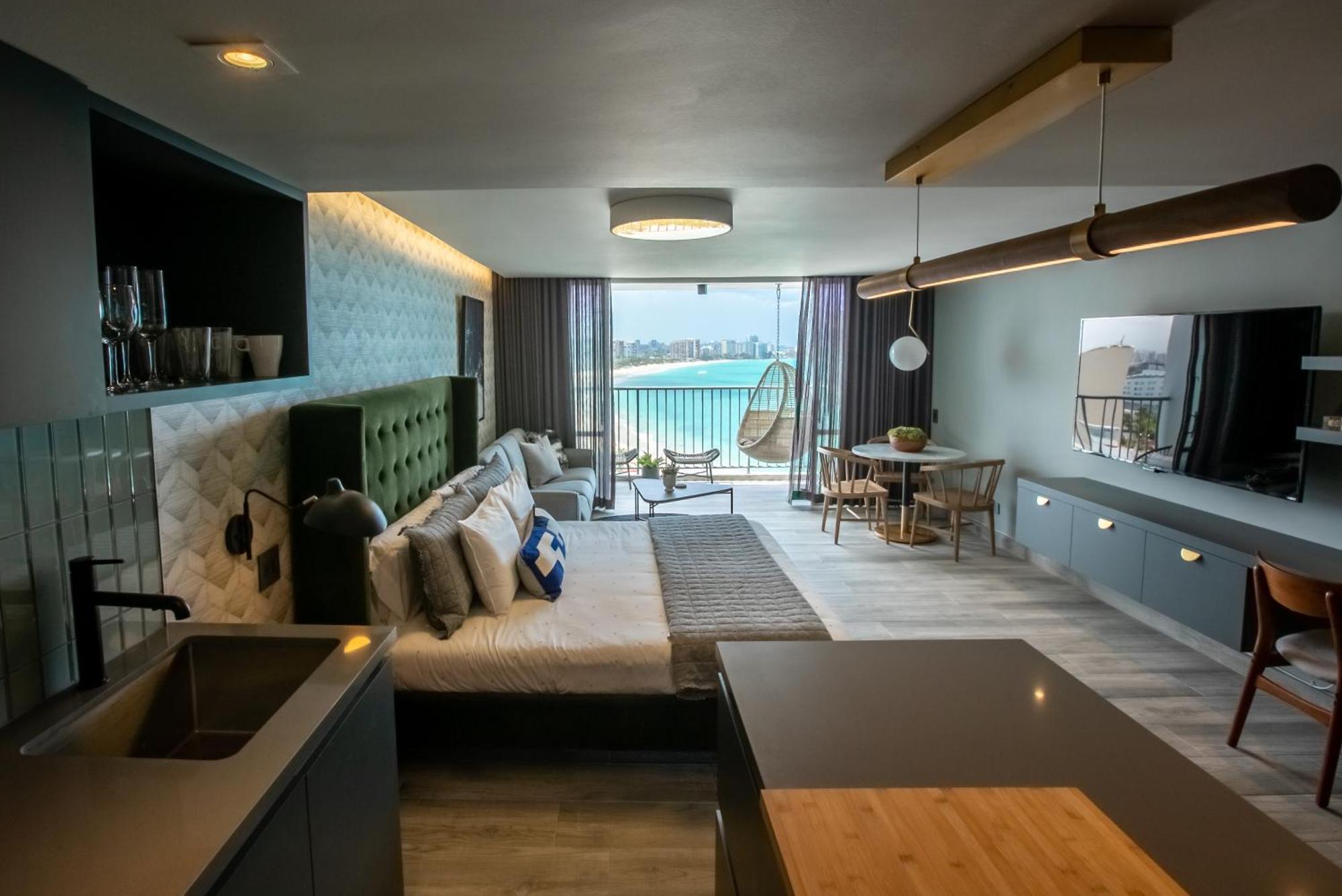 Ocean View Deluxe Suite: Pvt. Beach&Pool San Juan Extérieur photo